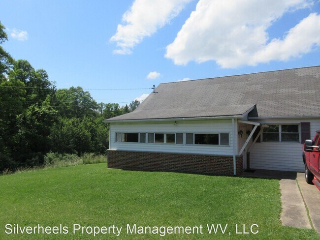 Foto del edificio - 4 br, 1 bath House - 2760 Dutch Ridge Road