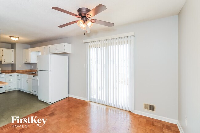 Foto del edificio - 3665 Silver Leaf Ln SW