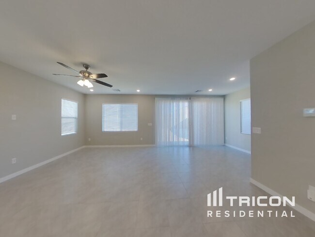 Foto del edificio - 6726 Palmer Crst St