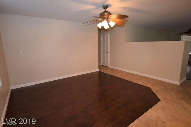 Building Photo - 1041 Amber Gate St