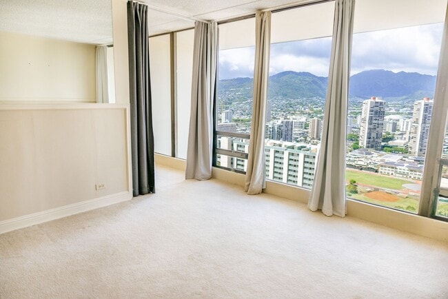 Foto del edificio - 2240 Kuhio Ave.