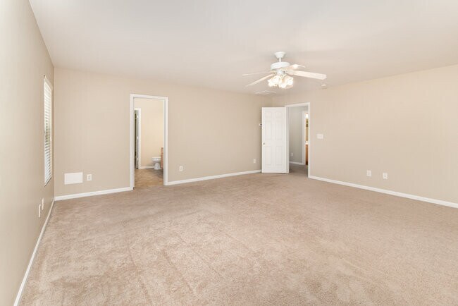 Building Photo - 7638 Carrington Forest Ln