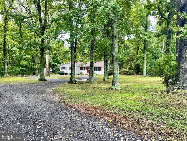 Foto del edificio - 200 Holden Farm Ln