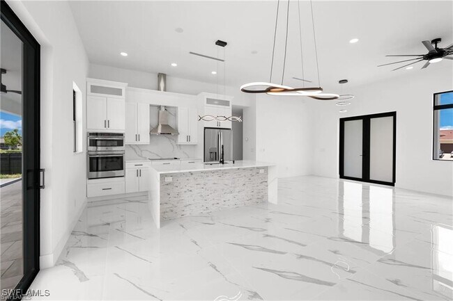 Foto del edificio - 310 Diplomat Pkwy E