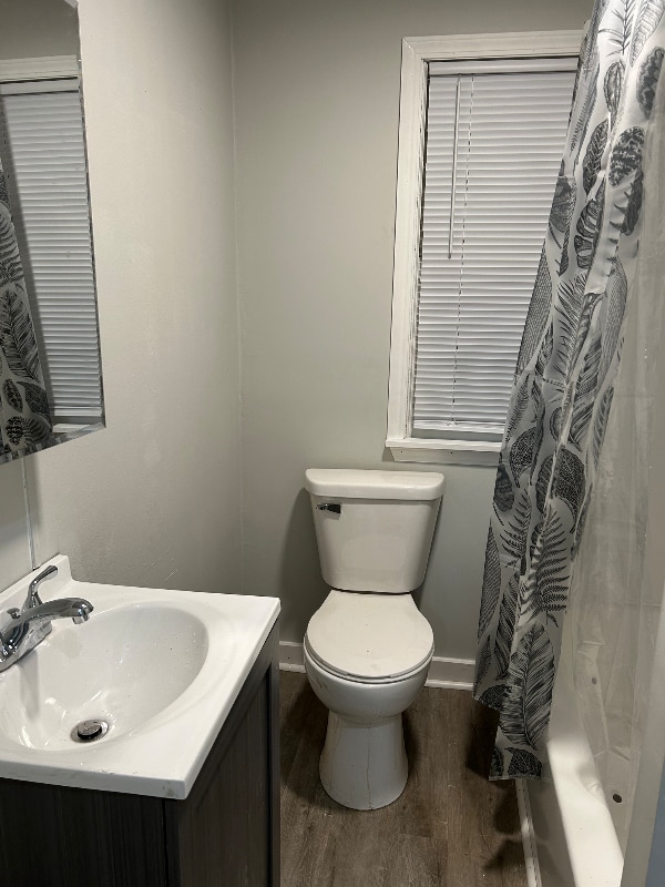 Building Photo - 922 S Spring St Building Photo - 922 S Spring St