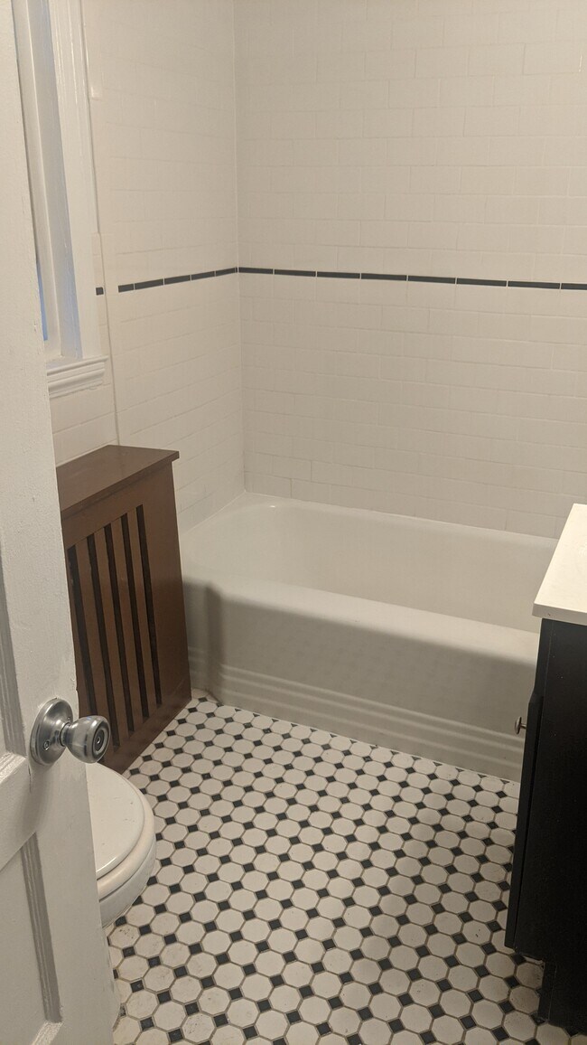 Foto del edificio - 14 Croton St