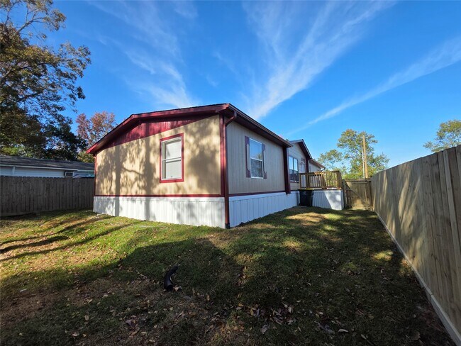 Foto del edificio - 9 Ridgeway Dr