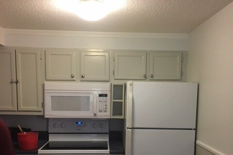 Kitchen - 1449 Boston Post Rd