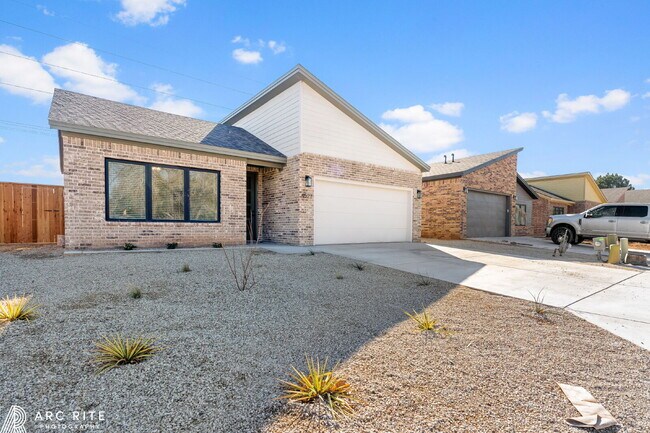 Building Photo - Pre-Leasing Fall of 2026!! Luxury Homes!!