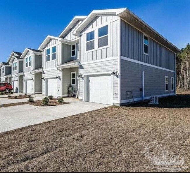 Building Photo - 9881 McLuvin Rd