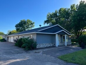 Building Photo - 1908 2nd Ave NE