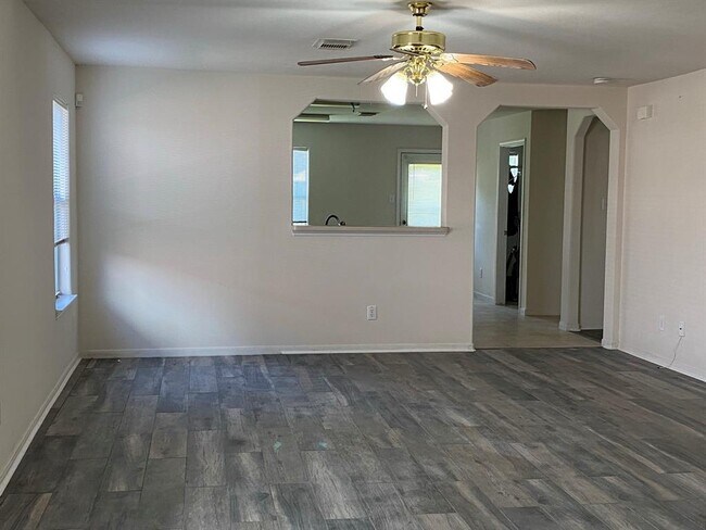 Foto del edificio - 5502 Jefferson St