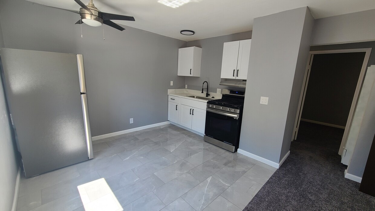 Foto principal - 4033 5th St