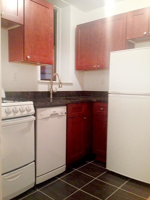 Building Photo - 214 West 82nd Street