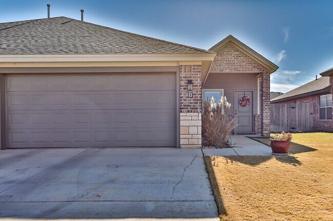 Foto del edificio - 6, 9 or 12 month Lease! Cooper Schools/ So...