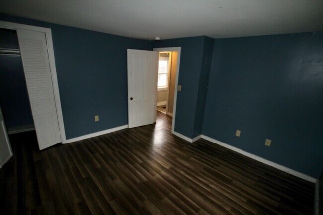 Foto del edificio - 4 Highland Ct