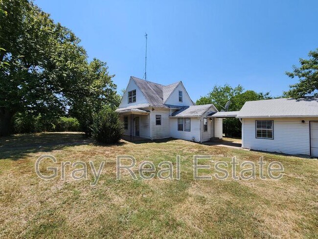 Building Photo - 110 S Division