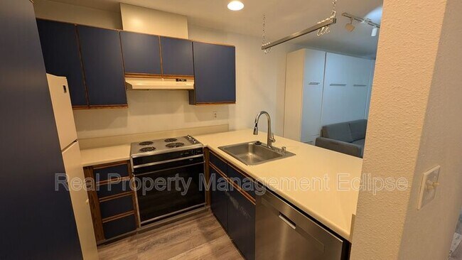 Foto del edificio - 211 Summit Ave E