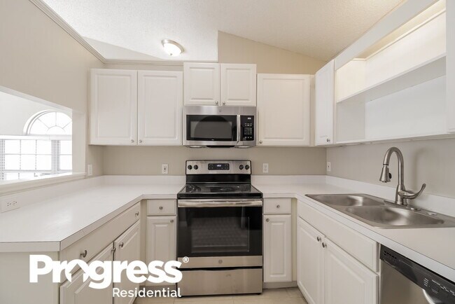 Building Photo - 2459 Parsons Pond Cir