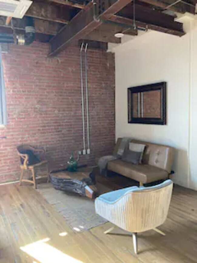 Stratton Building Condo for Rent in Waco, TX