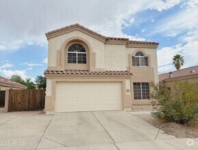 Building Photo - 805 S Esmeralda