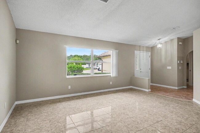 Foto del edificio - Charming Rental on Quiet Cul-de-Sac!