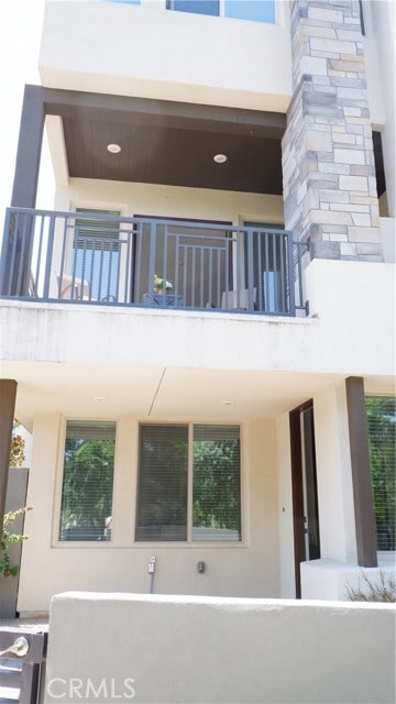 Building Photo - 209 Stellar