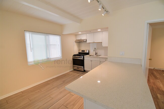 Foto del edificio - 624-624-A N Nevada St