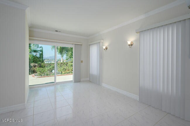 Building Photo - 5561 Rainbow Crest Dr