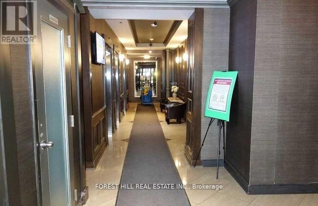 Photo du bâtiment - 115-115 Omni Dr
