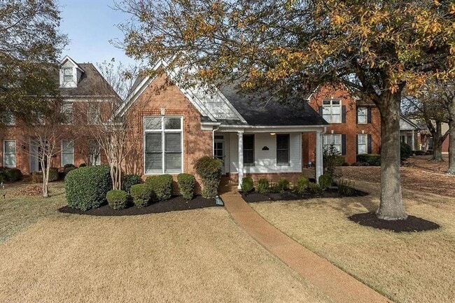 Photo - 7520 Crystal Lake Dr House