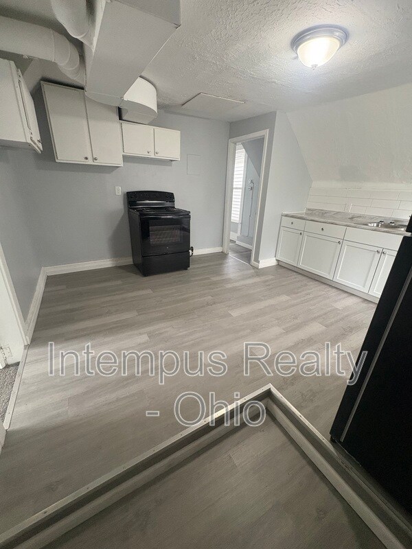 Foto del edificio - 7315 Guthrie Ave