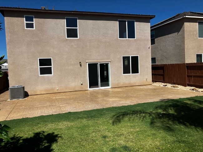 Foto del edificio - 1/2 off the first month's rent.  Move in R...
