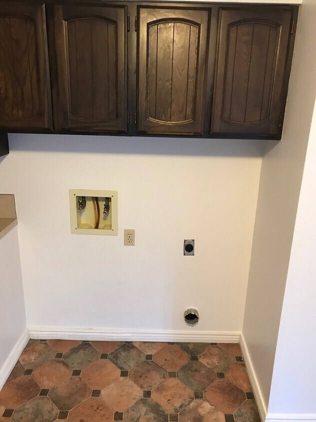 Foto principal - 674 W Idaho Ave