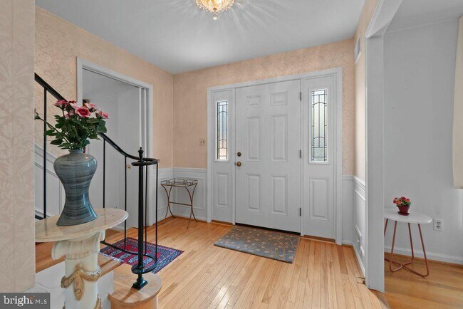 Foto del edificio - 9704 Hall Rd