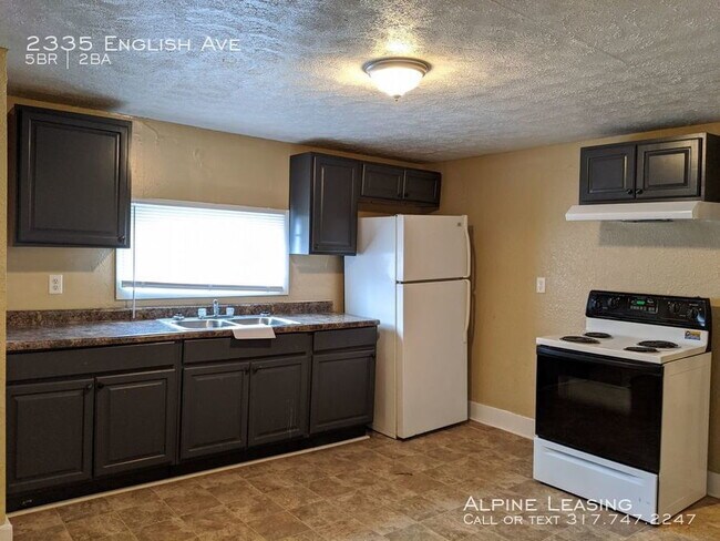 Foto del edificio - Short Commute to Downtown & Fountain Square!