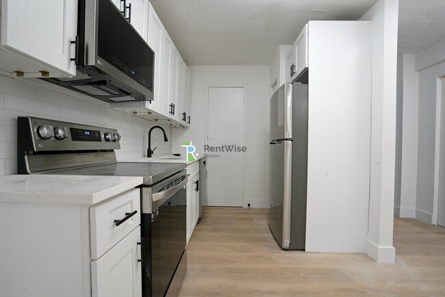 Foto del edificio - 741 E 6th St