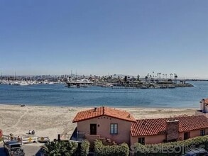 Building Photo - 440 San Antonio Ave