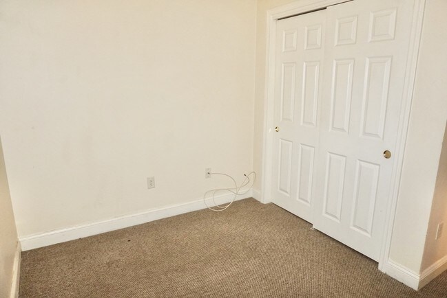 Foto del edificio - 3 Temple St