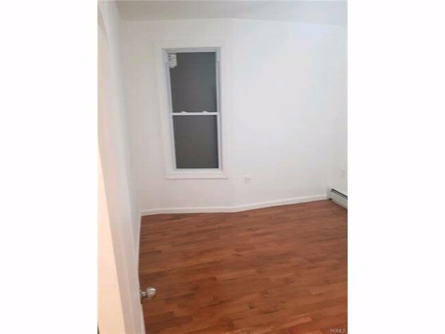 Foto del edificio - 771 E 223rd St