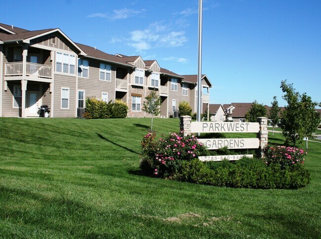 Foto del edificio - Ironwood Apartments and Townhomes