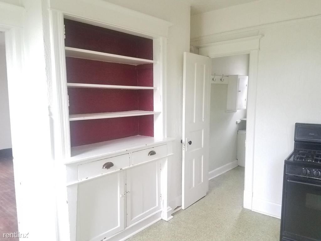 Foto principal - 2 br, 1 bath Apartment - 2649 N Weil St