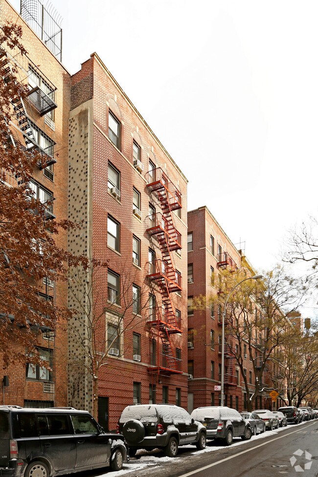 Primary Photo - 141 W 16th St