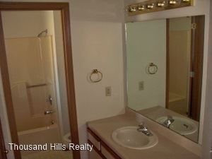 Building Photo - Studio, 1 bath House - 22 Fall Creek Trail #4
