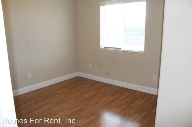 Foto del edificio - 4 br, 2 bath House - 1093 W. Forest Ave