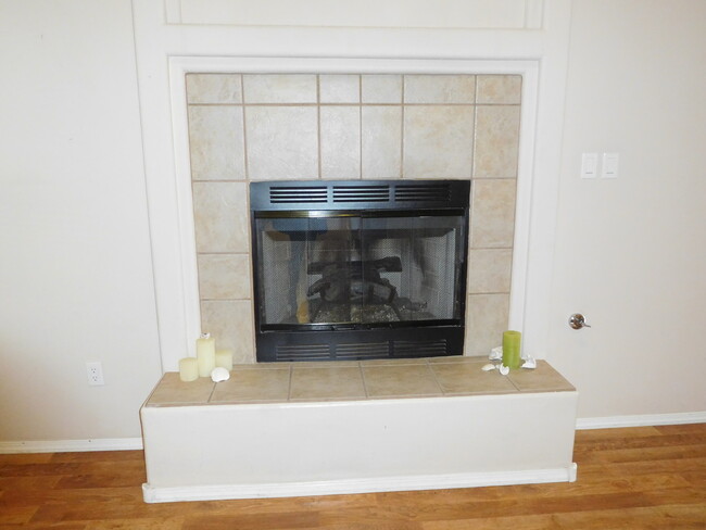 Building Photo - 7519 Treviso Ct NE