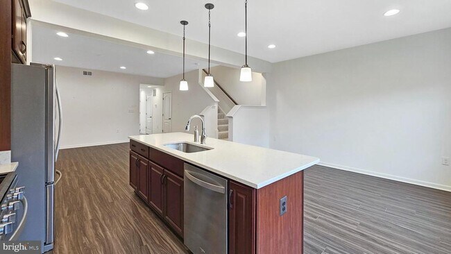 Foto del edificio - 138 Copeley Cir