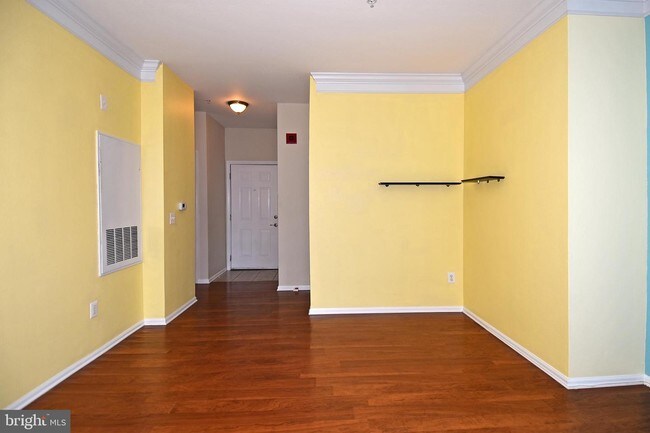 Foto del edificio - 1550 Spring Gate Dr.