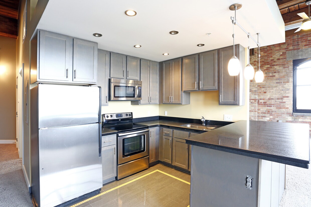 The Standart Lofts Apartments Toledo Oh Apartments Com