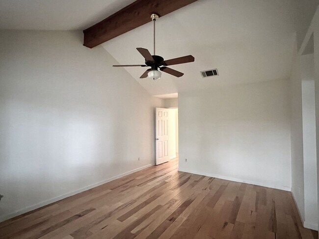 Foto del edificio - 2905 Goldbridge Dr